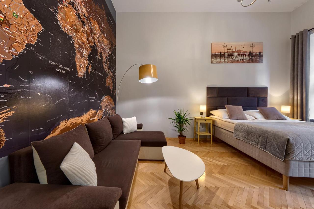 Comfortable Apartments In The Old Town Of Krakau Buitenkant foto